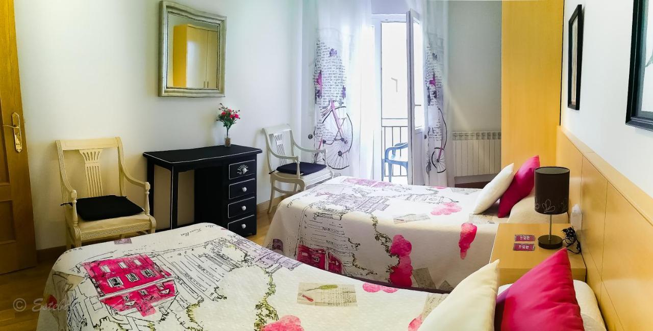 Pension Ostadar Los Arcos Exteriér fotografie