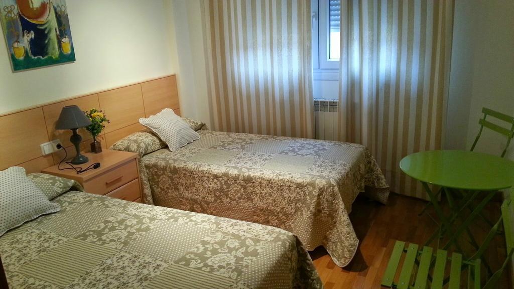 Pension Ostadar Los Arcos Pokoj fotografie