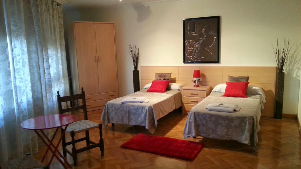 Pension Ostadar Los Arcos Pokoj fotografie
